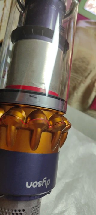 Dyson Gen5detect Cuerpo Dorado + Cubo Nuevo