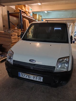 Ford E-Tourneo Courier 2006