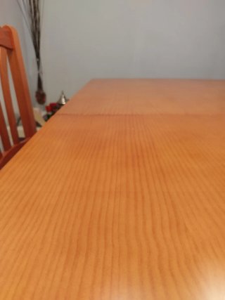 Mesa comedor y 4 sillas madera pino