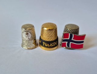 Collezione di ditali vari