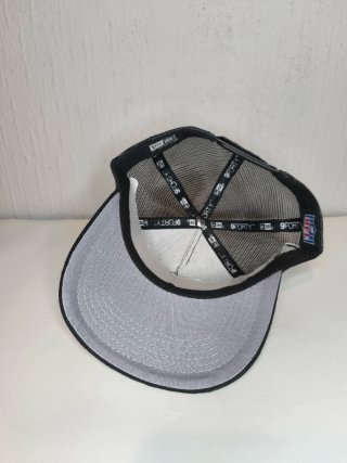 Gorra New Era Raiders 9FORTY Trucker Negra snapbac