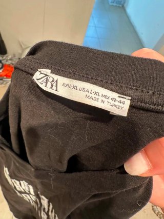 Felpa Zara nera con stampa L/XL
