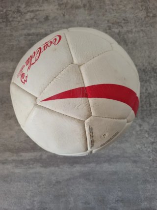 Pelota Coca-Cola