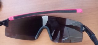 Occhiali USA SPORT rosa con stanghette allungabili