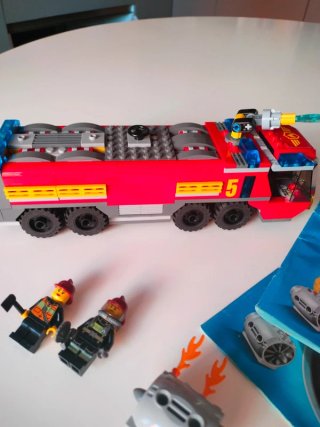 Lego City 60061 Airport Fire Truck