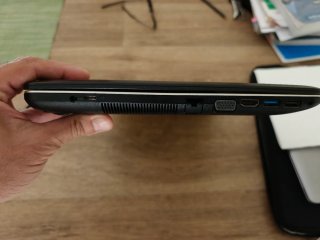 Notebook Asus SonicMaster Nero