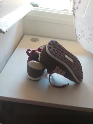 Zapatillas deportivas MTNG marrones y rosas