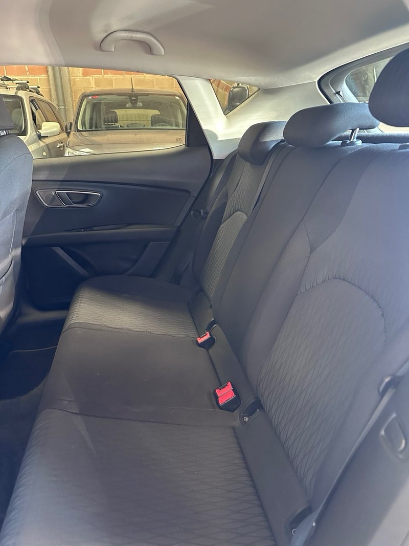 SEAT León 2.0 TDI CR S&S Style 2013, foto 14