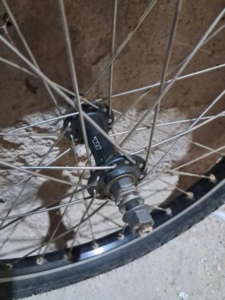 Llantas BMX Redline 20 x 1.50
