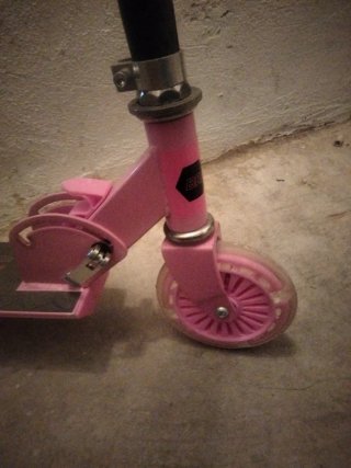 Patinete rosa infantil
