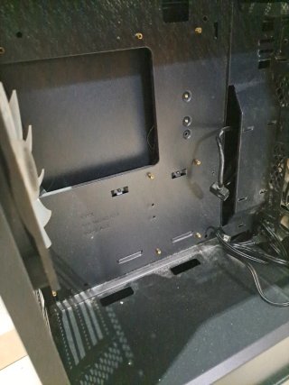 Caja PC Gaming con ventiladores