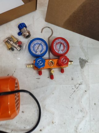 Bomba Vacío VEVOR 3.5 CFM y Manómetro