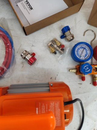 Bomba Vacío VEVOR 3.5 CFM y Manómetro