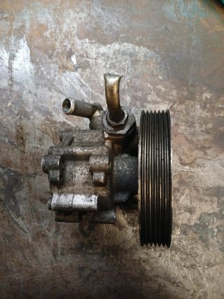 Bomba Dirección Jumper Combi RHV