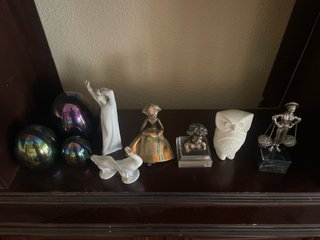 Set di figure antiche