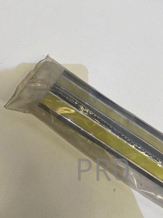 ORIGINAL MOLDURA PUERTA LATERAL 90332600