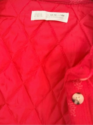Chaqueta fresca y ligera roja