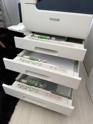Impresora Xerox Versalink C7030 Multifunción