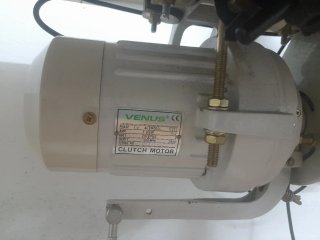Máquina BERNINA 217 Industrial Zig-Zag