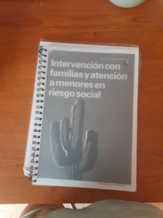 Intervención con familias y atención a menores ...