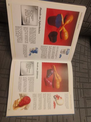 Das grosse farbige Bastelbuch für Kinder
