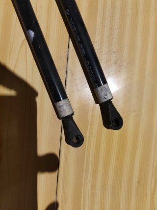 Resortes Maletero Renault Super 5