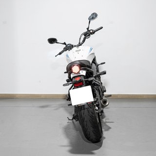 Yamaha XSR 700 Naked Azul/Blanco