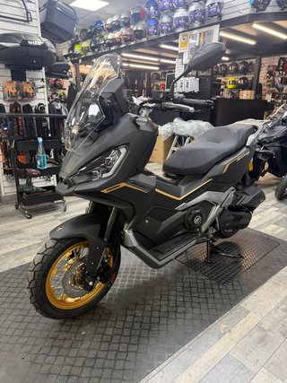 Keeway XDV 125 EVO PRO NEGRO