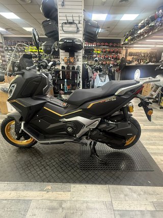 Keeway XDV 125 EVO PRO NEGRO