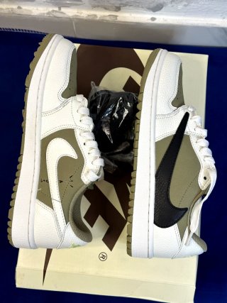 Jordan 1 Retro Low Golf Neutral Olive