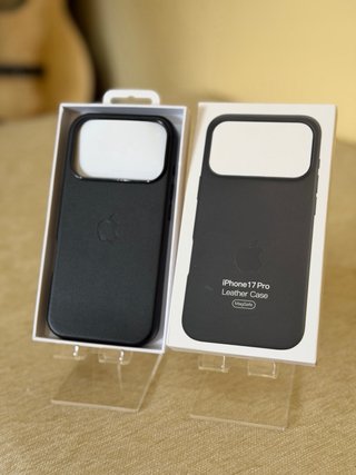 Capa iPhone 17 Pro Couro Preta