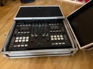 Traktor Kontrol S8 + Flight Case + Decksaver
