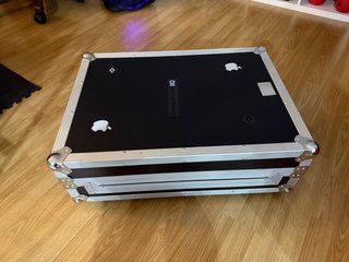 Traktor Kontrol S8 + Flight Case + Decksaver