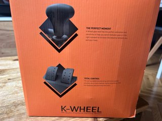 Volante y Pedales Krom K-Wheel