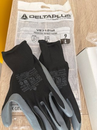 Pack EPIs: Casco, Guantes, Tapones y gafas
