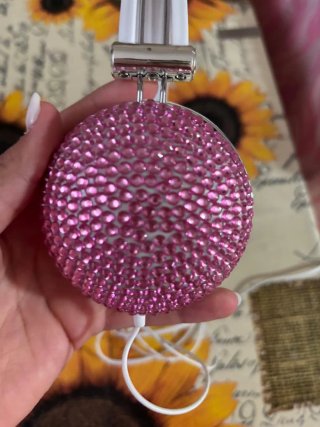 Cuffie Bianche con Dettagli Rosa
