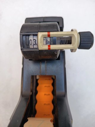 Máquina etiquetadora METO