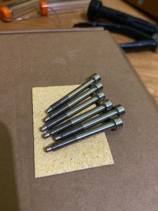Oferta Verano Tornillos de acero para Floyd Rose