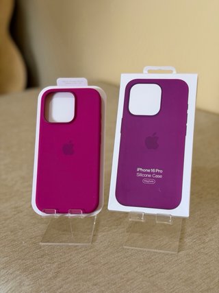 Capa iPhone 16 Pro Silicone Fuchsia