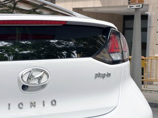Hyundai IONIQ 1.6 GDI PHEV Tecno DCT
