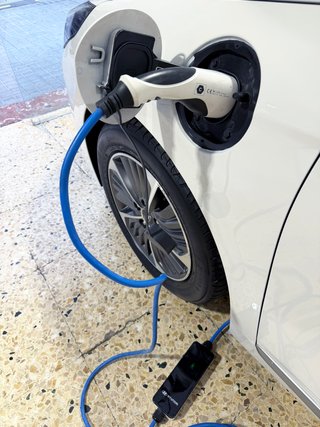 Hyundai IONIQ 1.6 GDI PHEV Tecno DCT