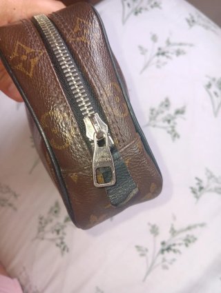 Neceser Louis Vuitton Monogram Marrón