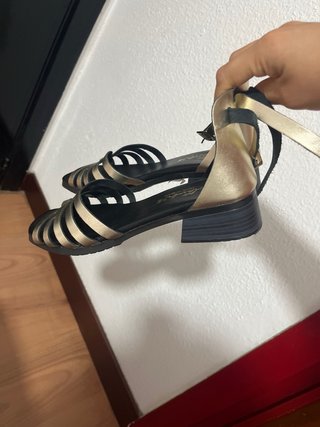 Sandalias Aplauso Piel Talla 41 Negro/Dorado