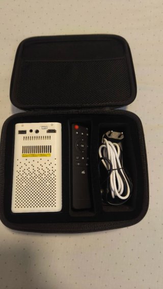 Mini Proyector Portátil OTHA Blanco