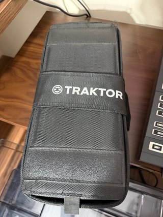 Traktor Kontrol F1 + Funda