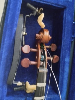 Violín viola  1/2 con funda y arco