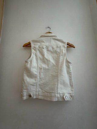 Chaleco vaquero blanco
