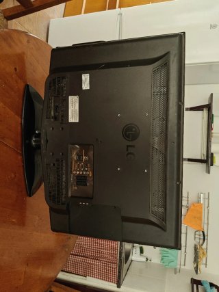 Televisión LG Negra