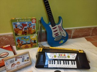 Lote de juegos infantiles