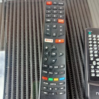 Mando a distancia TV Nevir original 10€ cada uno